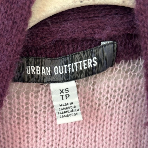 Urban Outfitters worn look distressed Stripe Cardigan Purple Pink Women's  Xs - Picture 8 of 16